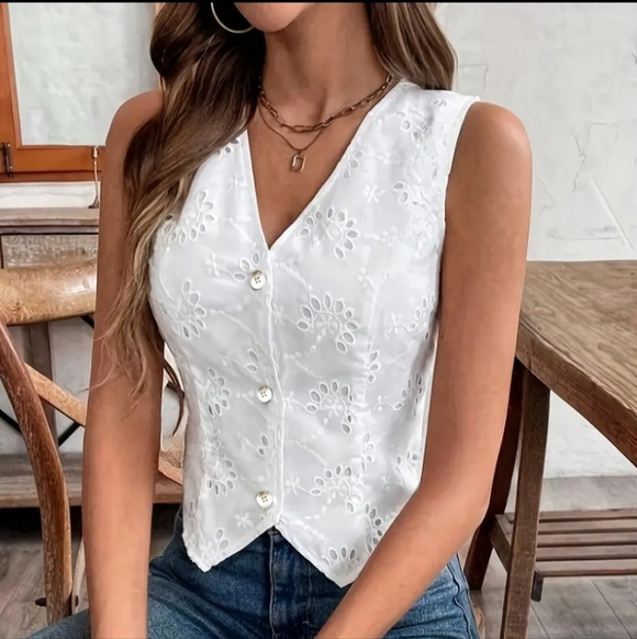 New! Trendy  Vest - Chic & Creative Style Size xl - Picture 5 of 7